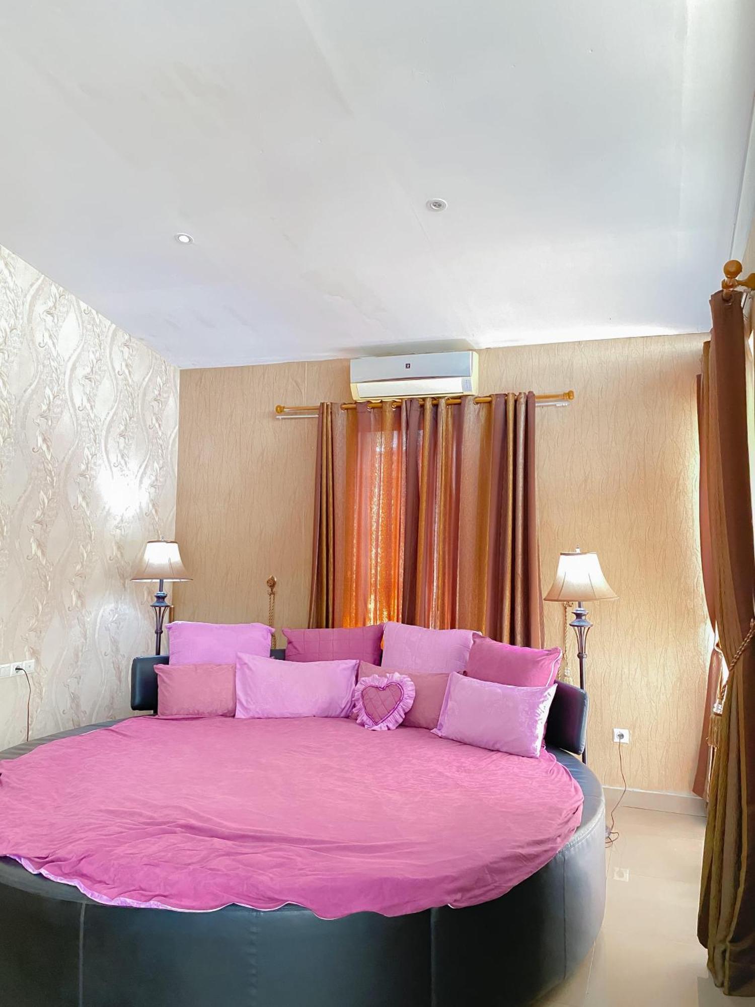 Homestay The Allegras House Medan